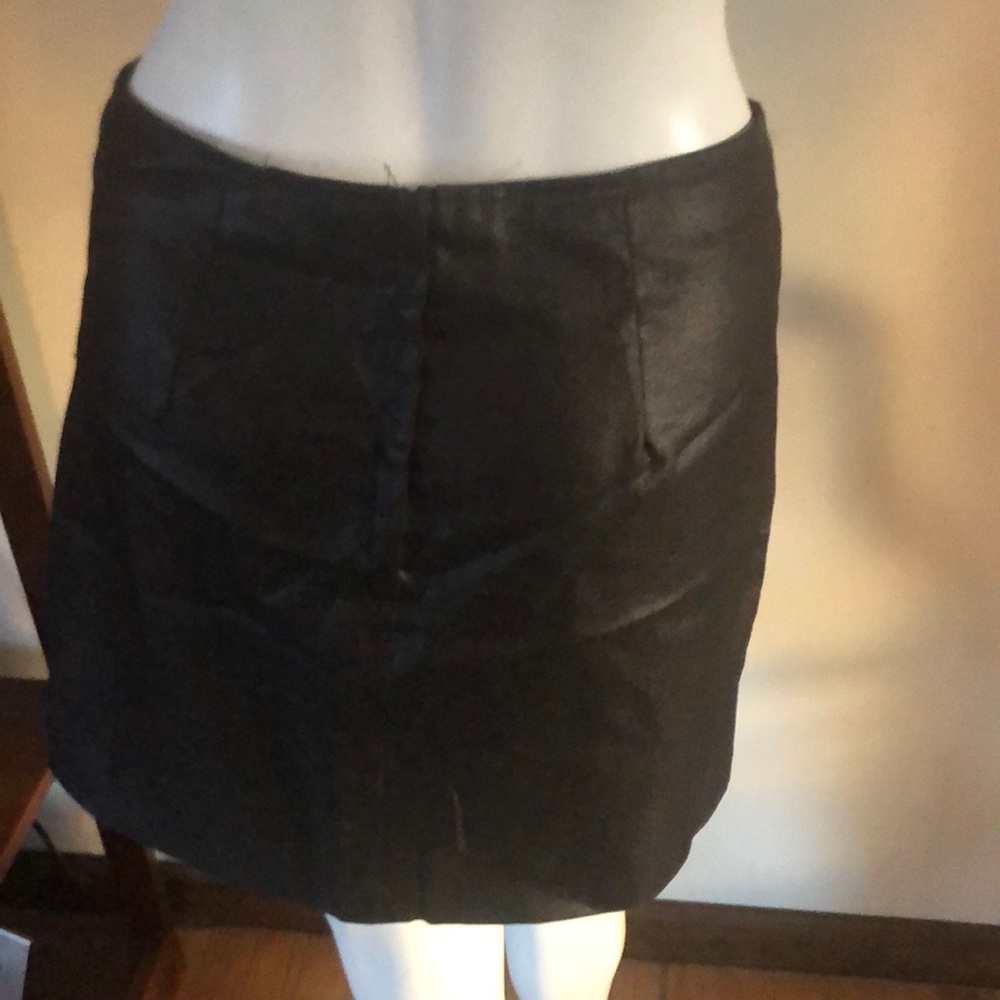 Mini skirt - Picture 3 of 7